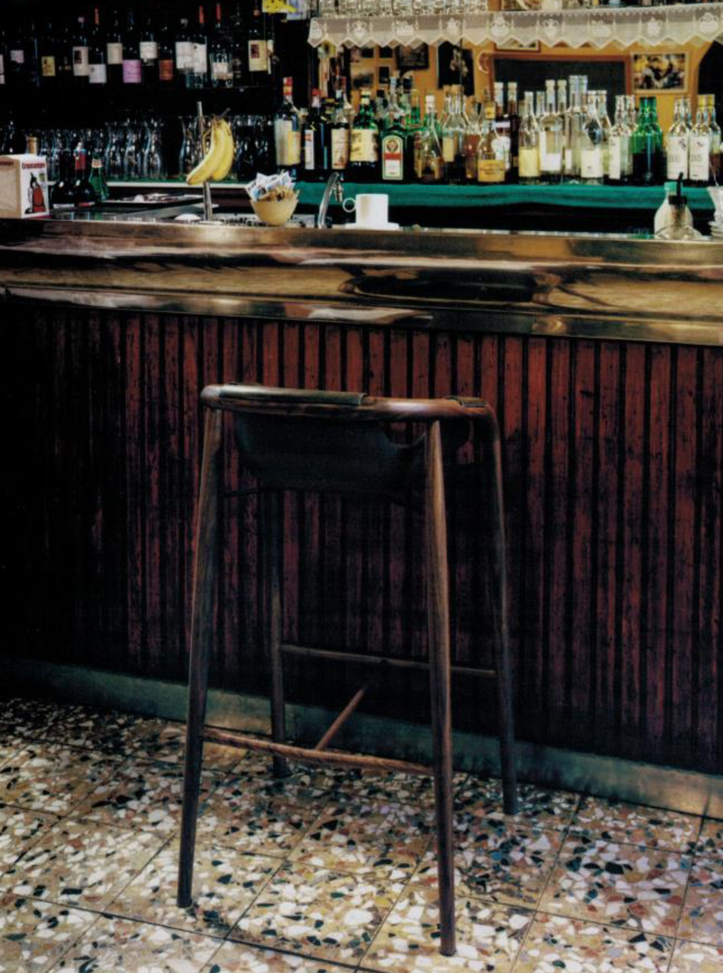 Article on the HAMAC design collection, a range of chairs created by the jean-philippe nuel studio with saint luc, in the magazine m le monde, ecoresponsible design