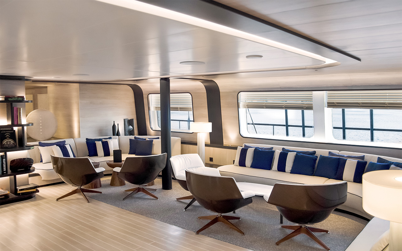 Emerald lounge of the sailboat Le Ponant designed by the interior design studio jean-philippe nuel
